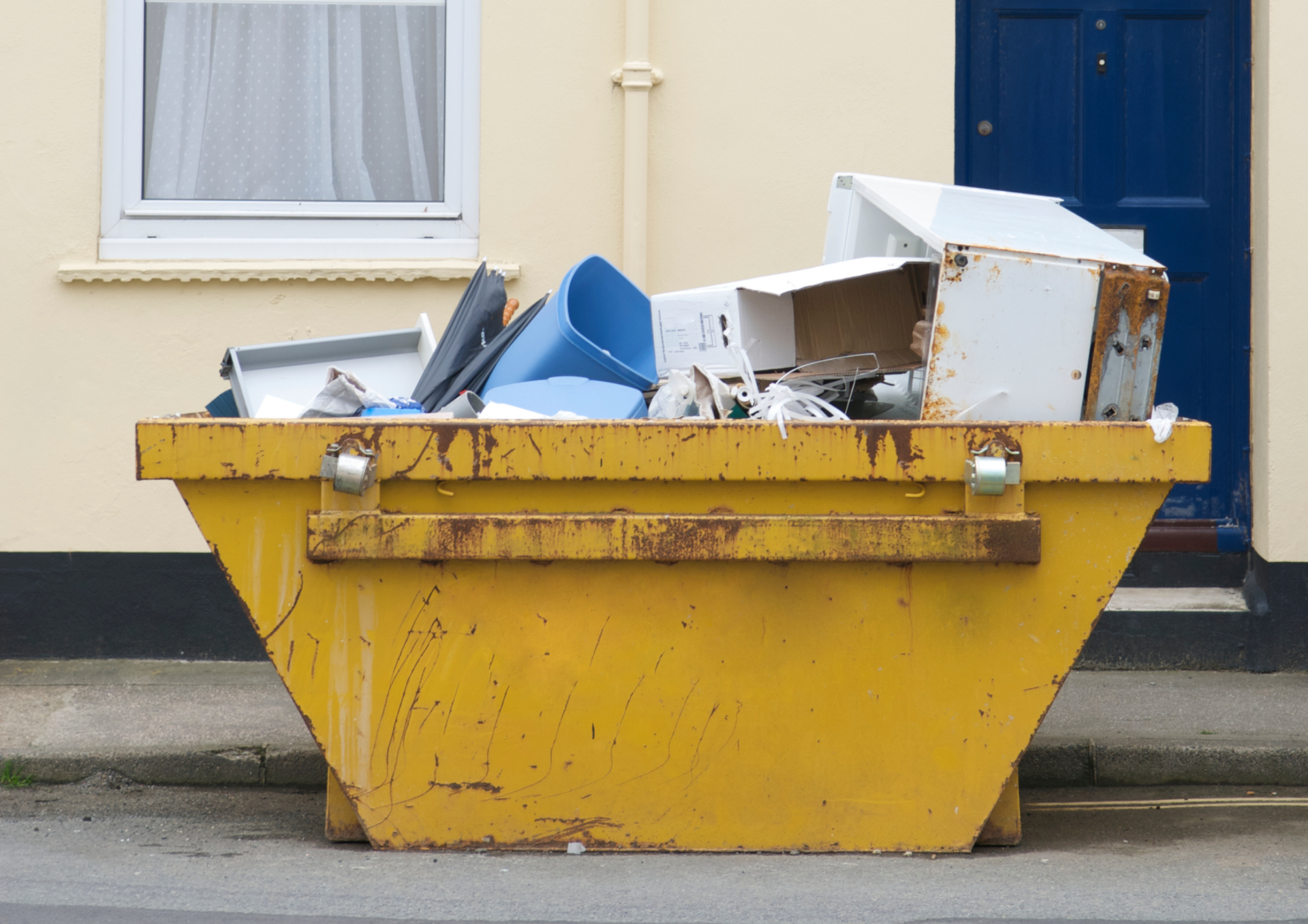 Skip Hire Near Me for Bathroom Refurb Waste Removal Guide UK