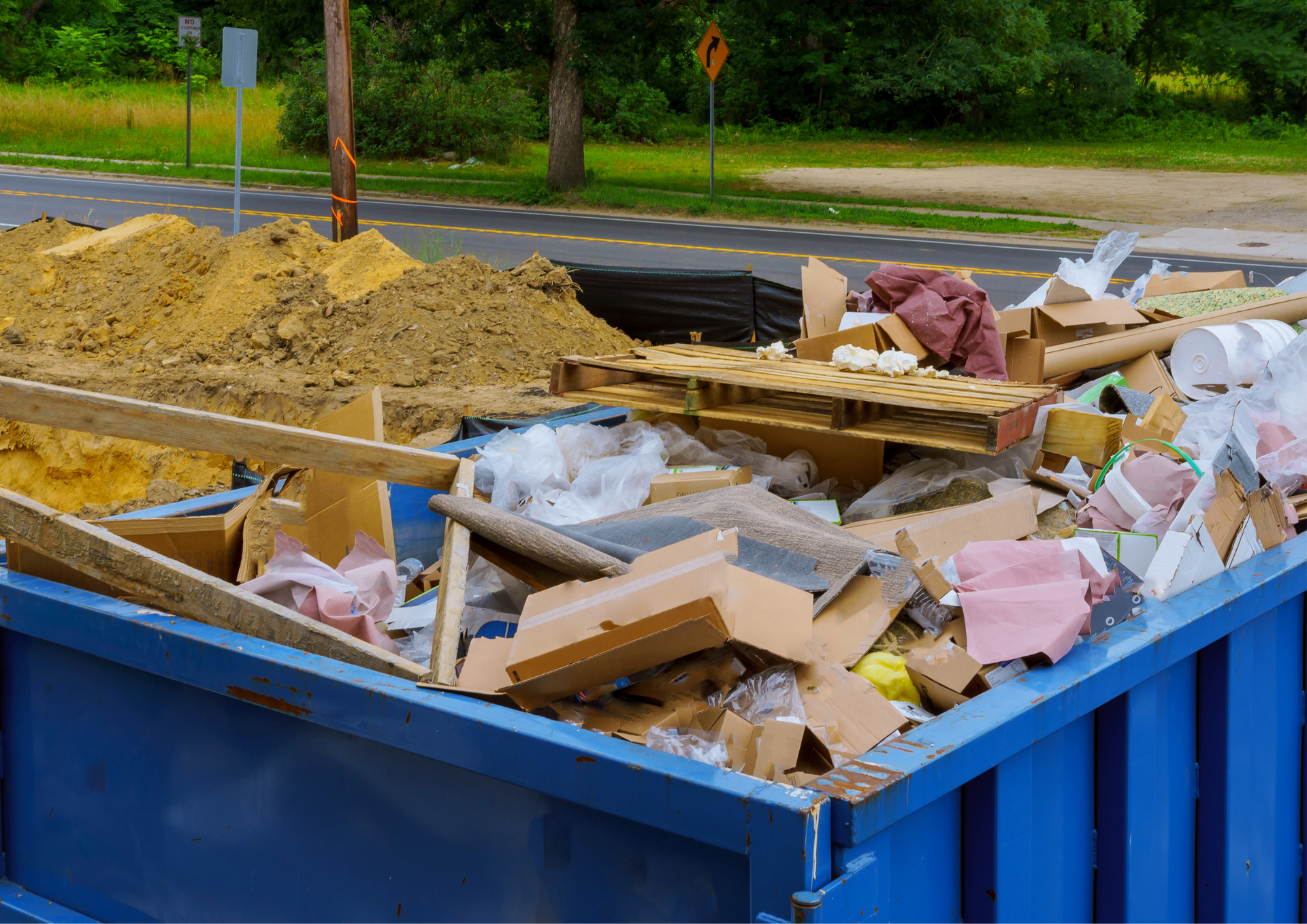 How Skip Hire Services Simplify and Streamline Home Renovations